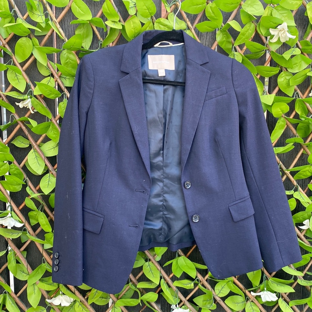 Banana Republic Navy Blue Summer Blazer Jacket for baddass lady bosses